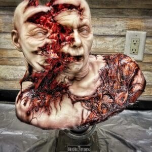 The Thing Cavitate Horror Collector Bust - Image 11